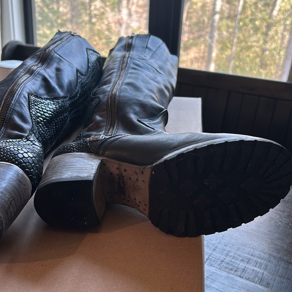 Freebird by Steven Calgary Boots Size 8. - Picture 11 of 16